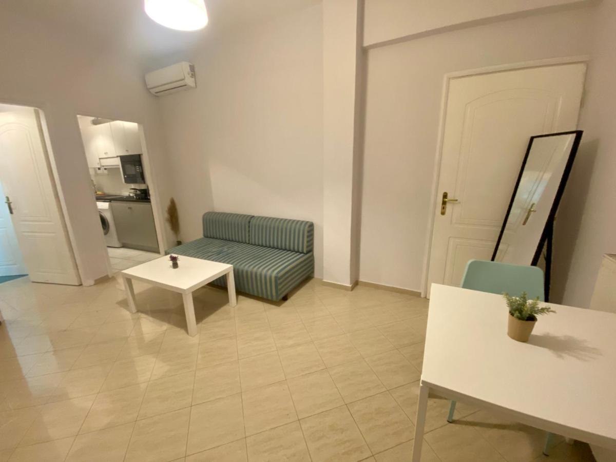 Le Chris Central Apartments Rethimno Eksteriør billede