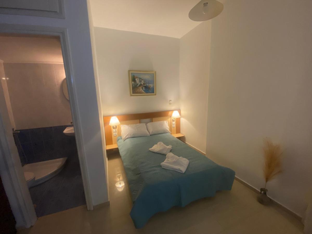 Le Chris Central Apartments Rethimno Eksteriør billede