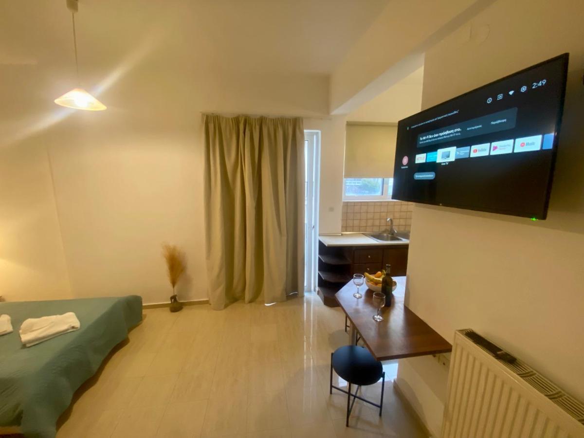 Le Chris Central Apartments Rethimno Eksteriør billede